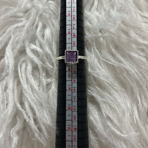 Princess ring- Size 7 - Picture 6 of 6